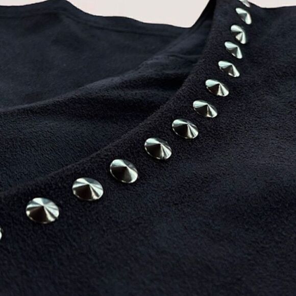 Torrid Black Faux Suede Studded Neckline Sleeveless Peplum Top Sz 4X - Picture 4 of 12